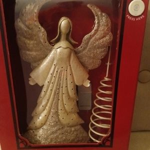 Decorative Tree Topper w/remote & timer